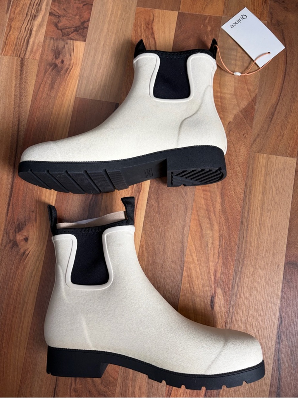 Quince Waterproof Ankle Chelsea Rubber Rain Boots in Stone Quiet Luxury Size 9 - Picture 5 of 11